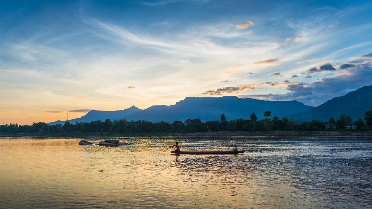 The River Resort Champasak Exterior photo